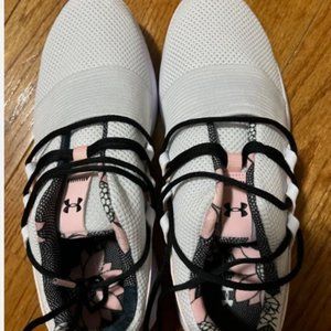 Under Armour Charged Breathe Color Shift - White